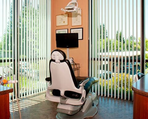 Teeth Whitening in Roseville, California